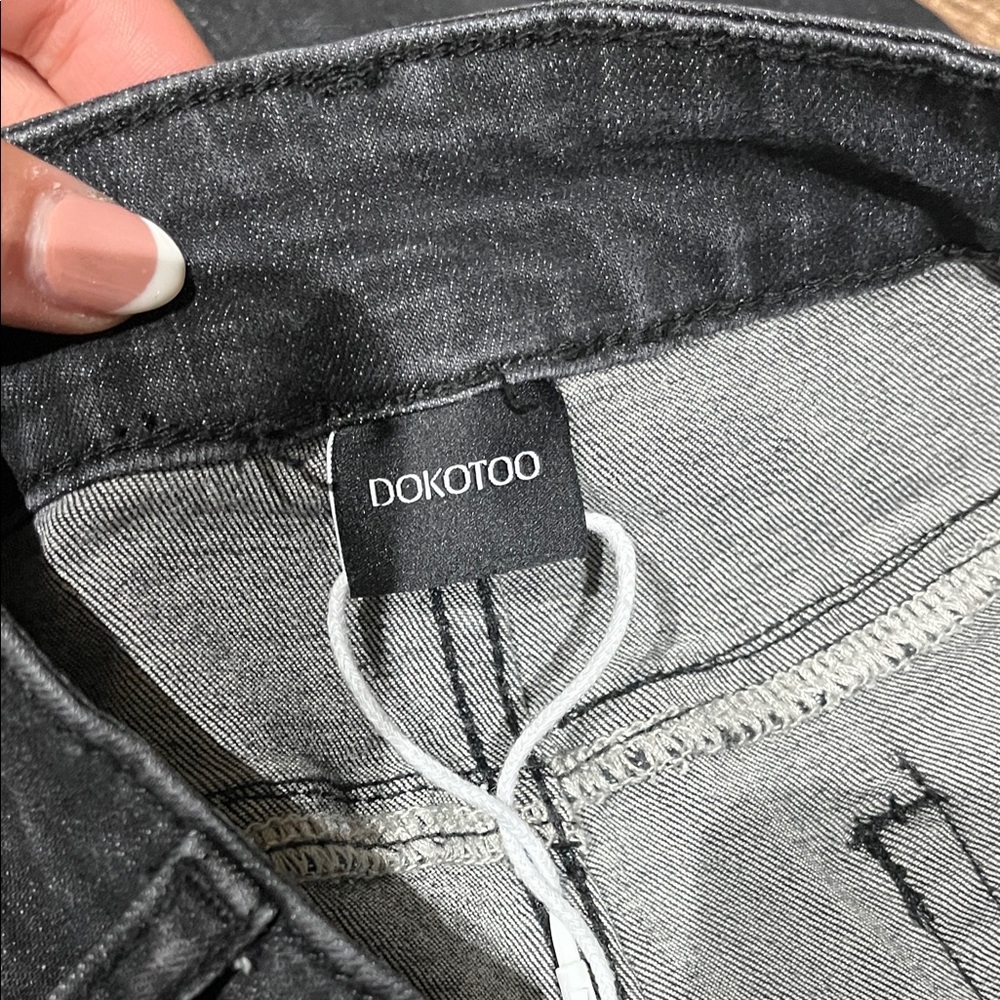 Black Wide-Leg Jeans - Picture 3 of 4